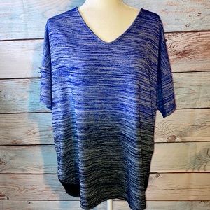COPY - XL Simply Styled short sleeve V neck top. Excellent condition
